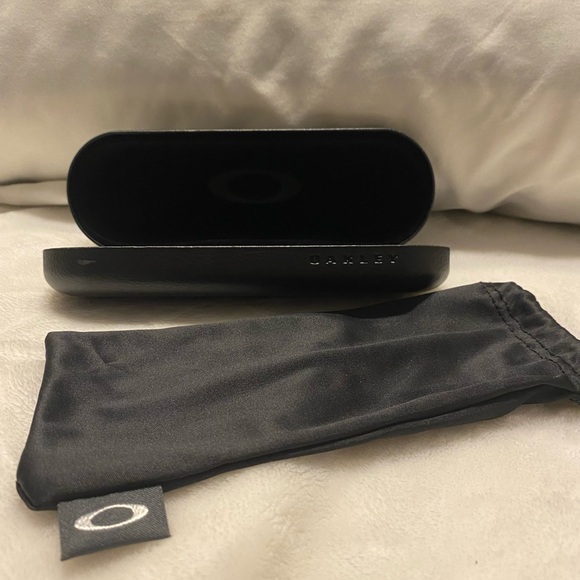 Oakley sunglasses/glasses case - Picture 2 of 2